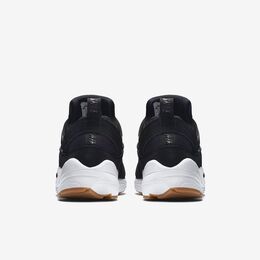 Nike: Светлые кроссовки  Air Huarache Light