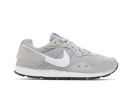 Nike: Светлые кроссовки  Venture Runner