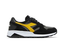 Diadora: Чёрные кроссовки 