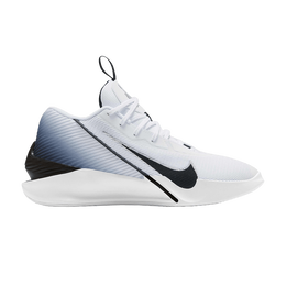 Nike: Белые кроссовки  Academy