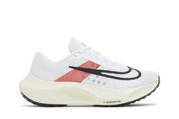 Nike: Белые кроссовки  Zoom Fly