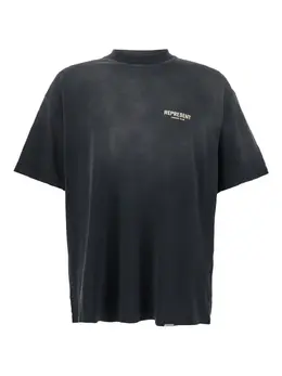Represent: Чёрная рубашка 