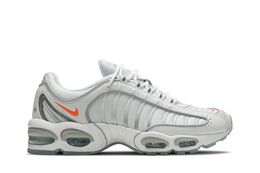 Nike: Оранжевые кроссовки  Air Max Tailwind 4