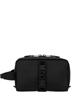 Moschino: Чёрная сумка 