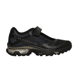 Salomon: Чёрные кроссовки 
