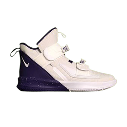 Nike: Белые кроссовки 