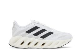 Adidas: Белые кроссовки 