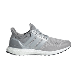 Adidas: Серебристые кроссовки  UltraBoost