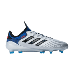 Adidas: Серебристые кроссовки  Copa