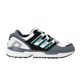 Adidas: Белые кроссовки  Equipment