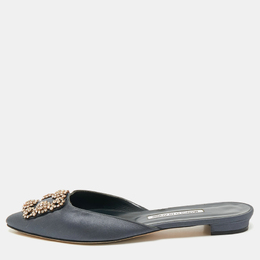 Manolo Blahnik: Сабо  Hangisi