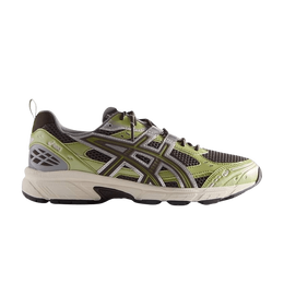Asics: Серебристые кроссовки  Gel