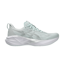 Asics: Зелёные кроссовки  Novablast