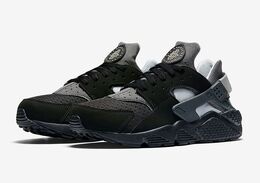 Nike: Чёрные кроссовки  Air Huarache Run