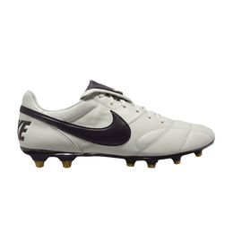 Nike: Светлые кроссовки 