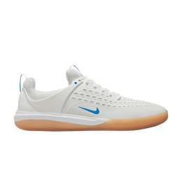 Nike: Белые кроссовки 