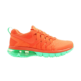 Nike: Оранжевые кроссовки  NRG