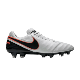 Nike: Оранжевые кроссовки  Legacy
