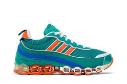 Adidas: Зелёные кроссовки 
