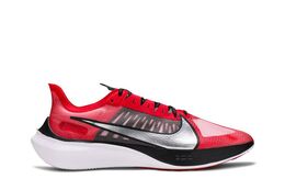 Nike: Красные кроссовки  Zoom Gravity