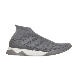 Adidas: Серые кроссовки  Predator