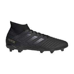 Adidas: Чёрные кроссовки  Predator