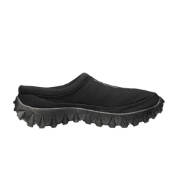 Salomon: Чёрные кроссовки 