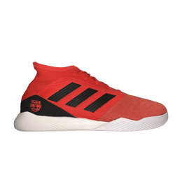 Adidas: Красные кроссовки  Predator