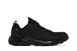 Adidas: Чёрные кроссовки  Terrex