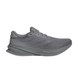 Adidas: Серые кроссовки  Supernova