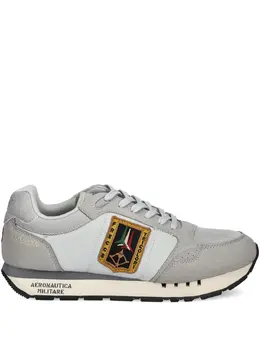 Aeronautica Militare: Светлые кроссовки 
