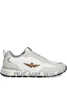 Aeronautica Militare: Белые кроссовки 