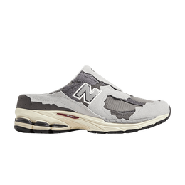 New Balance: Серые сабо  2002R