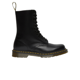 Dr. Martens: Чёрные кроссовки 