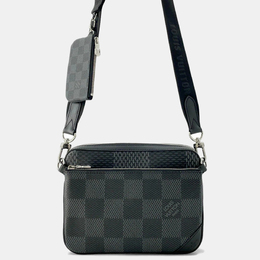 Louis Vuitton: Чёрная сумка 