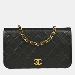 Chanel: Чёрная сумка 