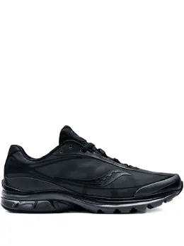 Saucony: Чёрные кроссовки  Kinvara
