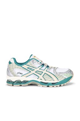 Asics: Белые кроссовки  Gel-Nimbus