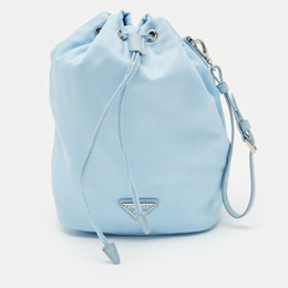 Prada: Косметичка 