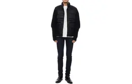 Moncler: Чёрная куртка 