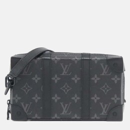 Louis Vuitton: Чёрная сумка 