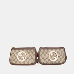 Gucci: Бежевая поясная сумка  GG Supreme