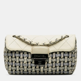 Chanel: Голубая сумка 