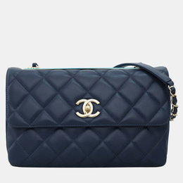 Chanel: Голубая сумка 