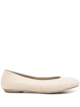 Weekend Max Mara: Светлые балетки 