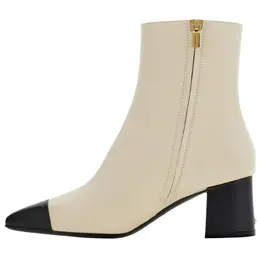 Ferragamo: Белые ботинки 