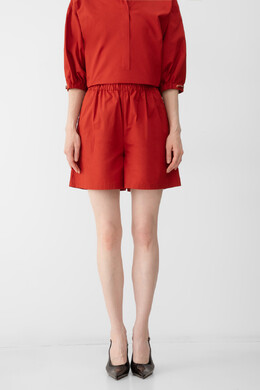 Max Mara: Красные шорты 