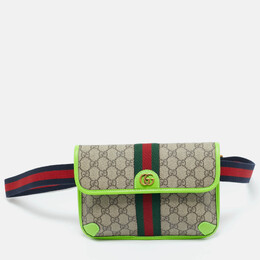 Gucci: Зелёная поясная сумка  GG Supreme