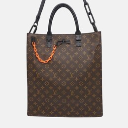 Louis Vuitton: Чёрная сумка-шоппер 