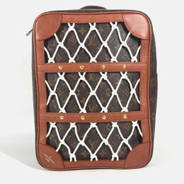 Louis Vuitton: Коричневый рюкзак 